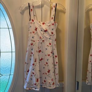 Forever 21 cut out back dress